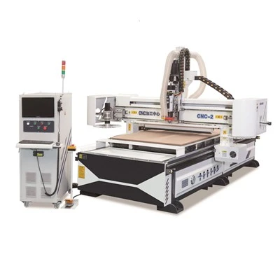 CNC stroj za obdelavo lesa